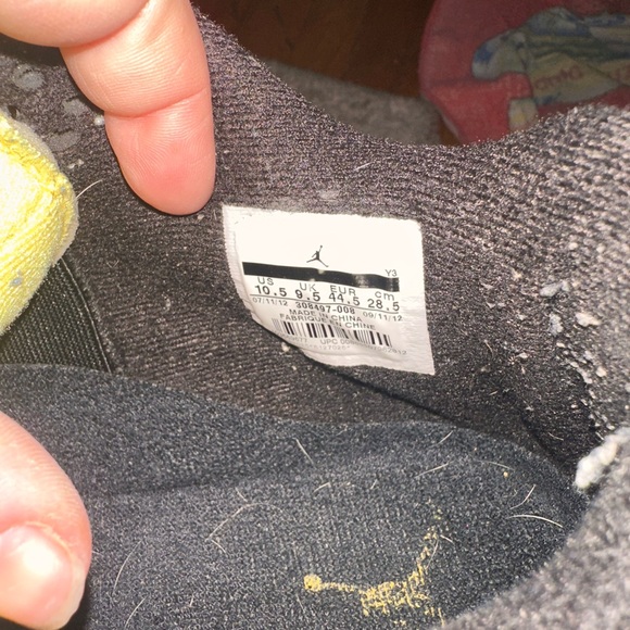 Jordan 4 - Picture 7 of 7